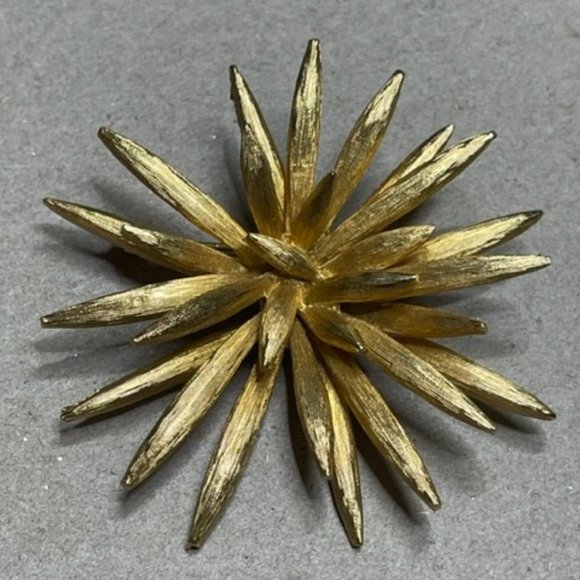 Marcel Boucher Starburst Brooch 1960's in Perfect Condition,  Sea Anemone - Picture 6 of 7